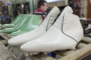 schoenfabriek roemenie - vervaardigen van herenschoenen5